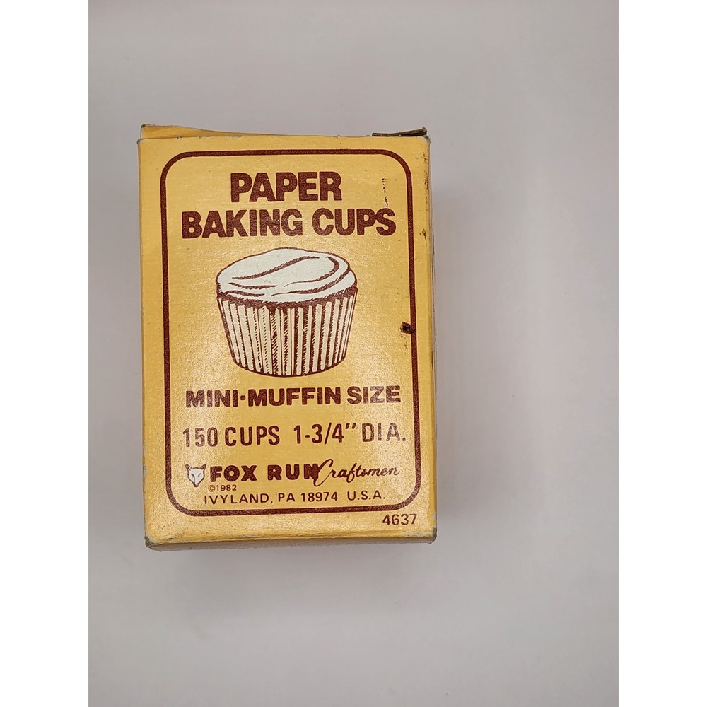 Vintage Fox‎ Run Cupcake Mini Muffin Liners Baking Cups Opened Parchment 1980